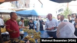 21 Eylül 2021 - CHP İstanbul milletvekili Gürsel Tekin Diyarbakır'da