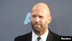 Aktor Jason Statham saat menghadiri acara "the 21st Annual Critics' Choice Awards" di Santa Monica, California, 17 Januari 2016. (REUTERS / Danny Moloshok)
