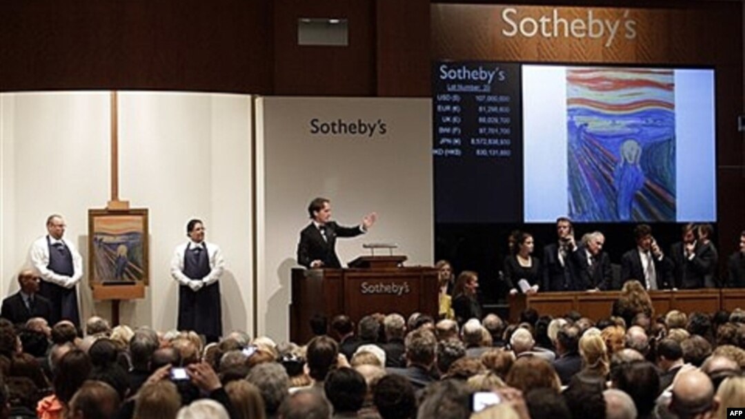 Suasana lelang benda-benda seni yang diselenggarakan oleh rumah lelang Sotheby's, New York, 2 Mei 2012 (Foto: dok). 