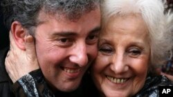Carlotto había pasado 36 años buscando a su nieto, que nació en cautiverio en junio de 1978.