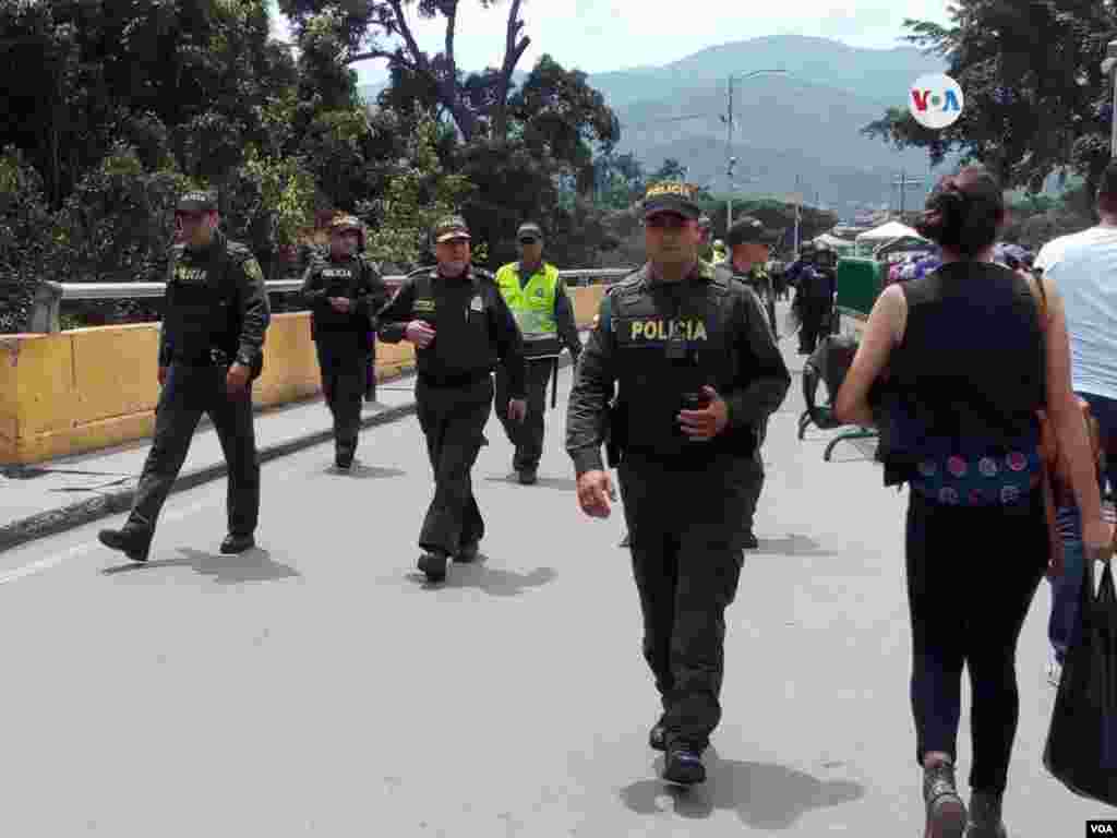 Hasta el momento se reporta normalidad en los pasos fronterizos, el martes 30 de abril tras el llamamiento del presidente encargado de Venezuela, Juan Guaidó, a los militares de su país.