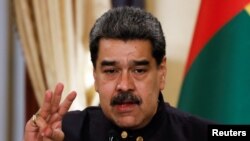 El presidente de Venezuela, Nicolás Maduro, da una declaración a los medios de comunicación en Caracas, Venezuela, el 2 de noviembre de 2022. 