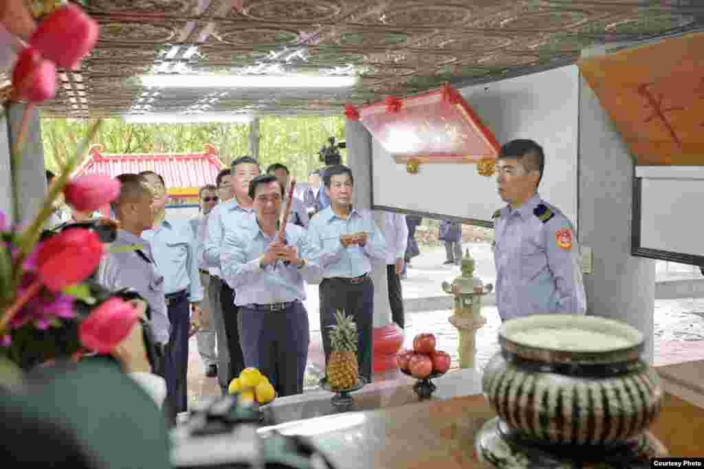 马总统于太平岛观音堂祈福（台湾总统府）