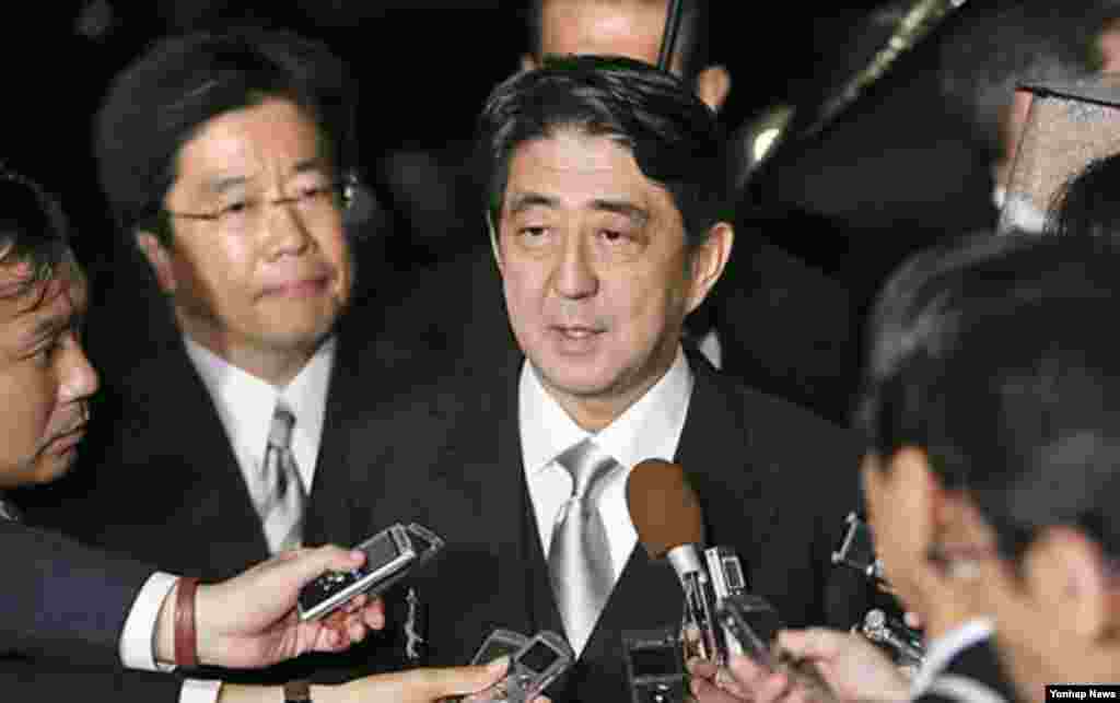 Japan's main opposition leader Shinzo Abe of the Liberal Democratic Party 