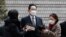 Lee Jae-yong, vice-président de Samsung Electronics , face aux journalistes à son arrivée à la Haute Cour de Séoul le 18 janvier 2021.