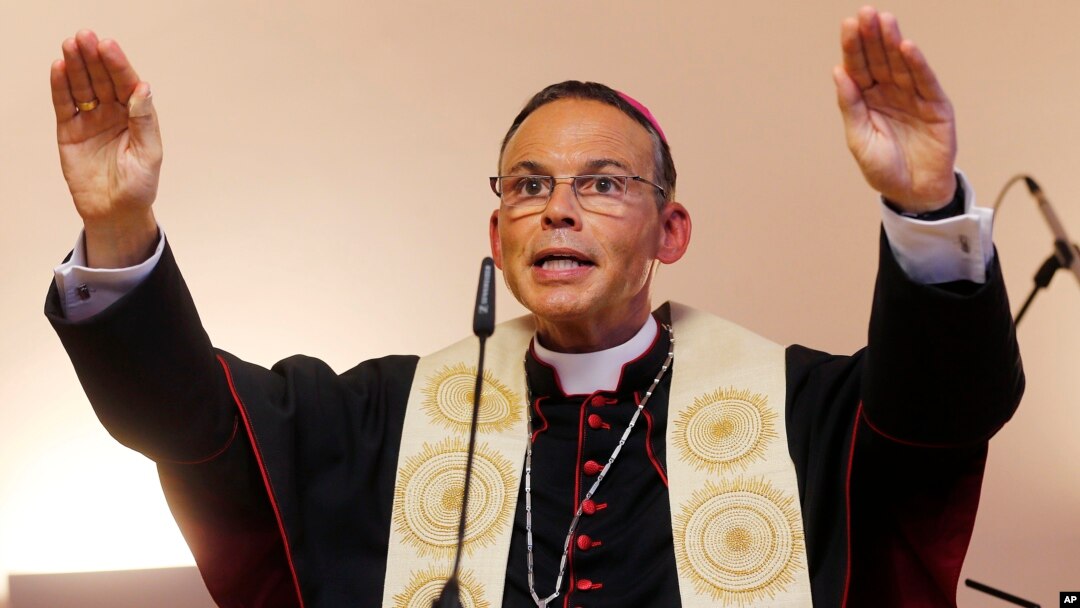 El futuro en la iglesia Católica es incierto para el obispo alemán Franz-Peter Tebartz-van Elst.
