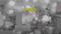 2026년 5월 15일 미국 아프리카사령부가 나이지리아 북동부에 대규모로 주둔하고 있던 IS 무장대원들을 공격하고 있는 모습을 공개했다. (화면 출처: X@USAfricaCommand)