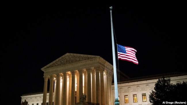 美国最高法院为金斯伯格去世下半旗（2020年9月18日）
