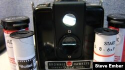 Brownie Hawkeye camera