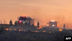 Vatrogasci iz Amarilja se bore sa požarima u Teksasu, 28. februara 2024. (Foto: AFP/Amarillo Fire Department)