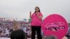 ARCHIVO - La candidata opositora presidencial Xóchitl Gálvez habla ante sus simpatizantes en acto de apertura de su campaña en Irapuato, México, el 1 de marzo de 2024. 