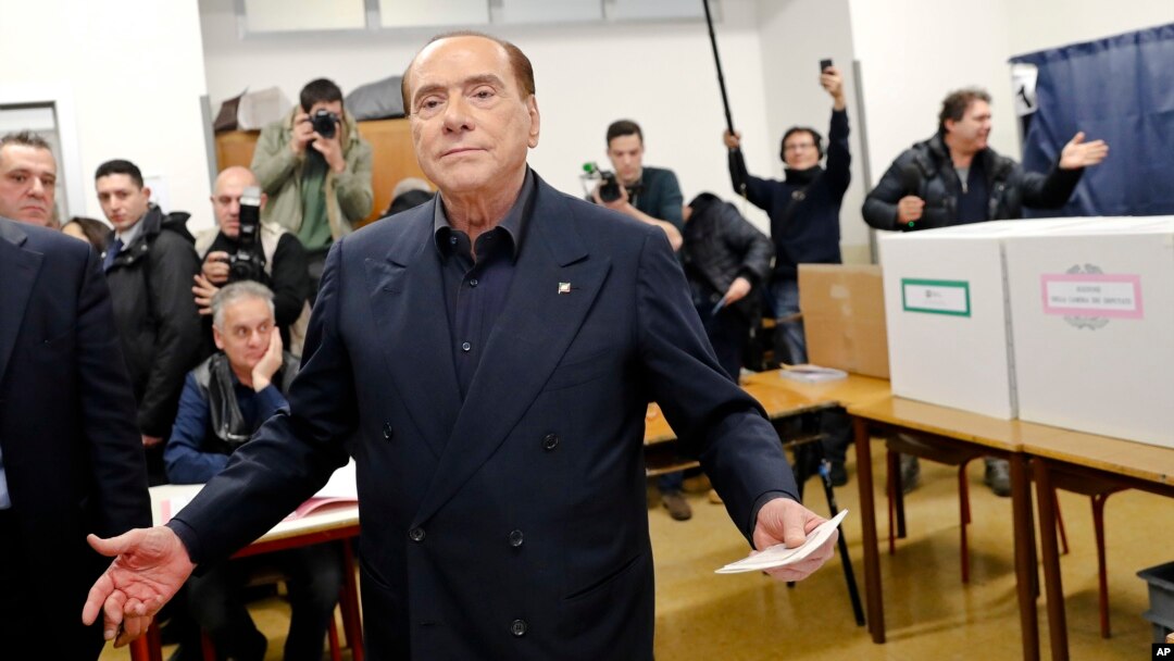 Bivši italijanski premijer Silvio Berluskoni lider koalicije "Forza Italia" (Napred Italija) glasao je u Milanu 
