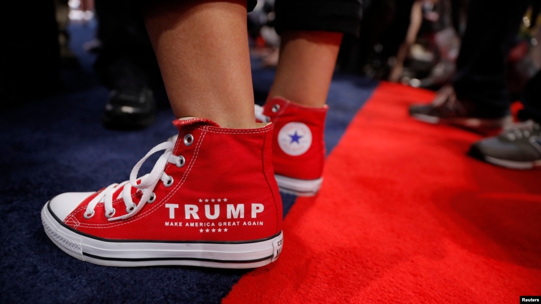 Donald trump new balance shoes online