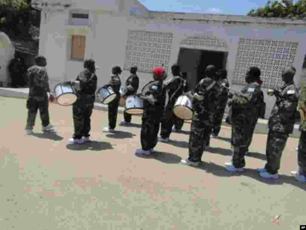 Sawirro: Qaar ka tirsan Ciidamada Dowladda KMG