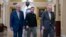 Президент України Володимир Зеленський у супроводі лідерів демократів та республіканців у Сенаті Чака Шумера та Мітча Макконнелла 26 вересня 2024 року. Фото: AP/J. Scott Applewhite 