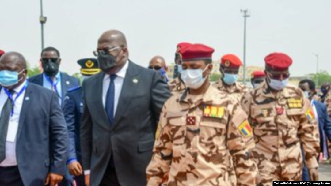 Perezida Félix Tshisekedi ya RDC hamwe n'umuhungu wa Idris Deby, Mahamat Deby i N'Djamena, Kw'itariki ya 23/04/2021
