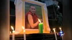 印度流亡藏人为四川自焚藏人举行祈福法会