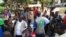 Une équipe de l'organisation internationale Oxfam dans une communauté à l’Equateur, RDC, 12 juin 2018. (Twitter/Oxfam Canada)