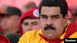 Maduro no viajará a Uruguay el domingo.