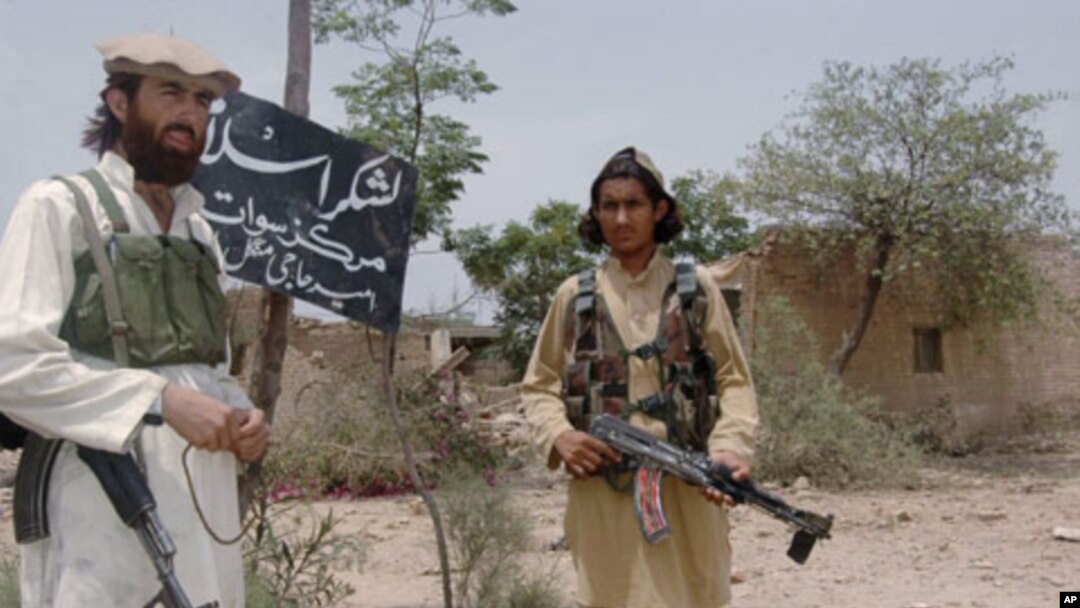 لشکراسلام په خيبرايجنسۍ کې تر ټولو فعاله تندرويه ډله ده چې مشري يې د منگل باغ په نوم تندرويه کمانډر کوي