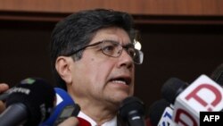 El ministro de Relaciones Exteriores de Ecuador, José Valencia, explicó el martes 5 de febrero de 2019 que la emisión de visa electrónica en su país está favoreciendo a ciudadanos venezolanos.