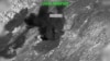미 중부사령부(CENTCOM)가 이란을 공습하는 중이라고 밝힌 가운데, 출처가 불분명한 장소에서 발생한 폭발로 연기가 피어오르고 있는 모습이 19일 공개됐다.