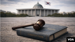 지난 2024년 12월 비상계엄을 선포한 한국의 윤석열 전 대통에게 법원이 무기징역을 선고했다.