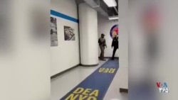 نمایش عمومی نیکلاس مادورو در بازداشت ماموران آمریکایی
