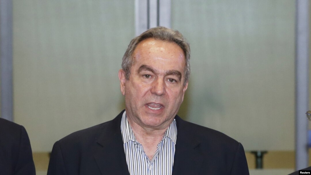Asisten Menteri Luar Negeri Amerika Kurt Campbell di bandara Incheon, Seoul, 15 Januari 2013. (REUTERS/Lee Jae-Won)