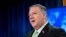 美国国务卿蓬佩奥(Mike Pompeo)在华盛顿的国务院新闻发布会上发表讲话（2020年5月20日）。