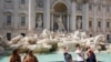 گردشگران در مرکز رم، پایتخت ایتالیا - آرشیو