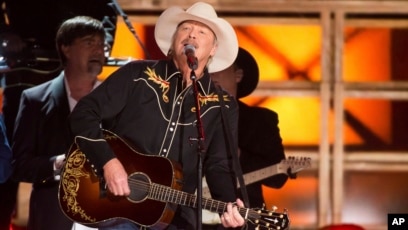Alan Jackson será presentado al Salón de la Fama de la Música Country