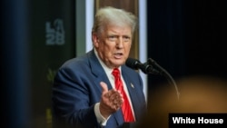 دونالد ترمپ، رئيس جمهور ایالات متحدهٔ امریکا