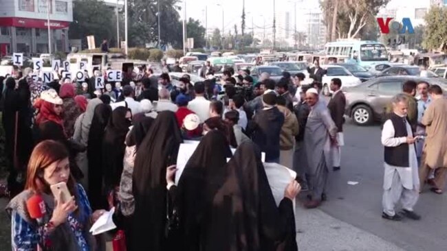 کراچی: جبری گمشدگیوں کا معاملہ، انوکھا مظاہرہ کراچی: جبری گمشدگیوں کا معاملہ، انوکھا مظاہرہ