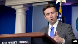Selon le porte-parole de la Maison Blanche, Josh Earnest, il est clair que les vaccins protègent contre la rougeole
