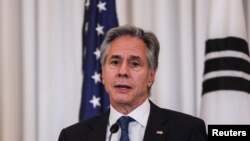 د شورو، چهارشنبې، په ورځ به بلېنکن د یوکرېن پوځي امداد دوامداره ساتلو په موضوع د نېټو او یورپي اتحادیانو سره خبرې اترې کوي او صدر بایډن به په وایټ هاوس کې صدر منتخب ډانلډ ټرمپ سره ملاقات کوي