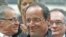 Ứng cử viên của đảng Xã Hội Francois Hollande tại Sân bay Brive sau vòng đầu của cuộc bầu cử tổng thống Pháp, ngày 22/4/2012 
