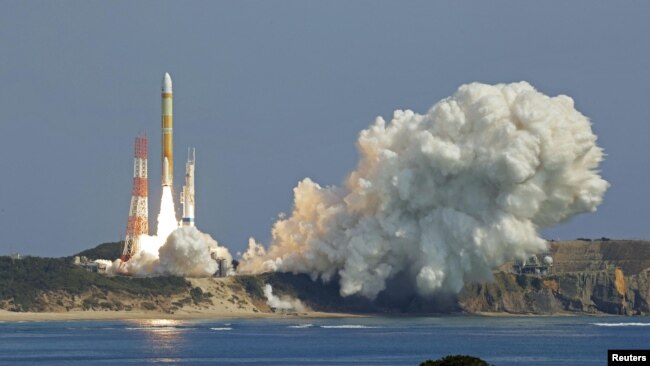 An H3 rocket carrying a land observation satellite lifts off from the launching pad at Tanegashima Space Center on the southwestern island of Tanegashima, Kagoshima Prefecture, southwestern Japan March 7, 2023. (Kyodo via REUTERS)