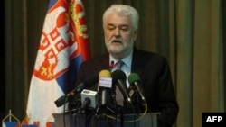 Premijer Srbije Mirko Cvetković govori na otvaranju Medjunarodne konferencije o konkurenciji u Klubu poslanika