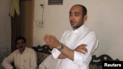 Ông Ali Haider Gilani bị bắt cóc trong một cuộc tuần hành bầu cử năm 2013 tại thành phố Multann.