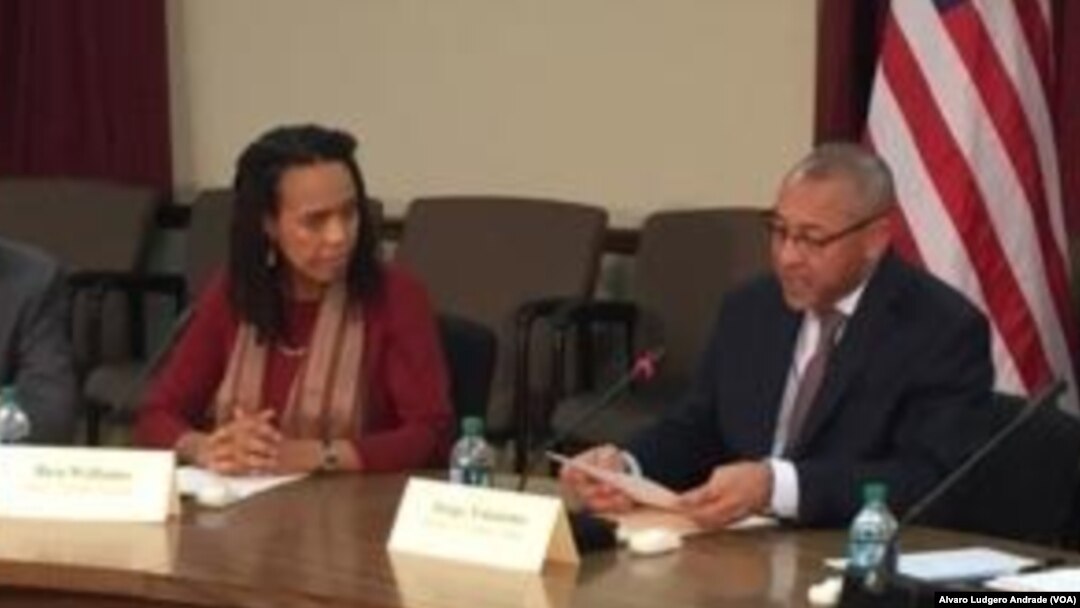 Bisa Williams e Jorge Tolentino em Washington