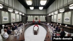 Dîmenek ji civîna Civata Ewlekarîya Neteweyî ya Tirkîyê (MGK), 230'ê Îlona 2026'an.