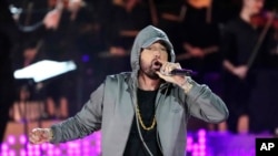 Eminem ที่งานคอนเสิร์ตที่เมืองดีทรอยต์รัฐมิชิแกน วันที่ 6 มิ.ย. 2024