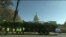 У США вже готуються до Різдва та новорічних свят. Відео