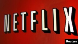 En mayo, Netflix subió los precios de suscripción para miembros nuevos por $1 dólar.