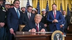 آمریکا از لنز دوربین