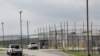 ARCHIVO - En todo el país la compañía Geo Group GEO maneja los centros de detención de inmigrantes irregulares sujetos a deportación. En la imagen el centro de procesamiento Moshannon Valley en Pennsylvania.