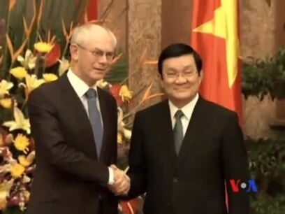 Truyền hình vệ tinh VOA Asia 19/1/2013 