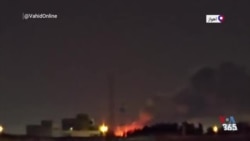 بنا بر انفجارهای بعدی درون شعله، فرستنده معتقده که انبار مهمات هدف گرفته شده. دوشنبه ۱۱ اسفند