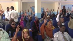 Somali Parliament Forces PM to Dissolve Cabinet